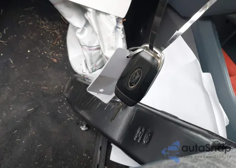 2024 Ford Maverick Xlt z USA, uszkodzony, nr VIN 3FTTW8H32RRB19576